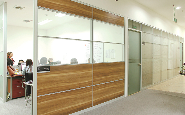 Precautions for High Partition Decoration: Safety And Beauty Are Equally Important